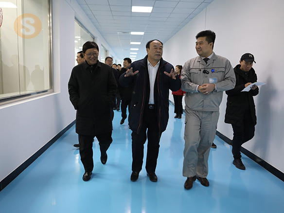 2019年2月12日　當(dāng)時(shí)遼寧省錦州市委書記王德佳さんが當(dāng)社の創(chuàng)惠工場を視察 